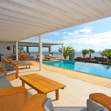 Villa Luna Mar *